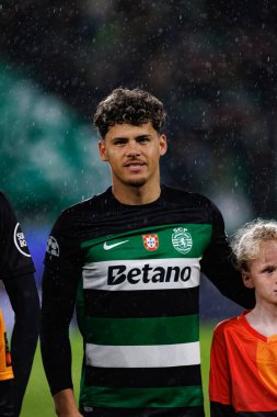 Maximiliano Araujo UEFA Şampiyonlar Ligi maçında Sporting CP ve Bologna FC takımları arasında görüldü (Maciej Rogowski)