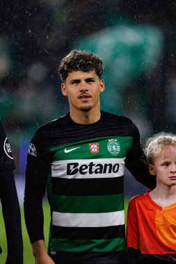 Maximiliano Araujo UEFA Şampiyonlar Ligi maçında Sporting CP ve Bologna FC takımları arasında görüldü (Maciej Rogowski)