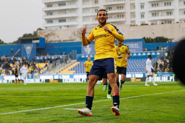 Joao Carvalho, Liga Portekiz maçında GD Estoril Praia ve Vitoria SC takımları arasında attığı gol sonrasında Estadio Antonio Coimbra da Mota 'da (Maciej Rogowski)