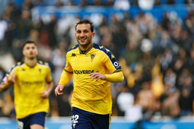 Joao Carvalho, Liga Portekiz maçında GD Estoril Praia ve Vitoria SC takımları arasında attığı gol sonrasında Estadio Antonio Coimbra da Mota 'da (Maciej Rogowski)