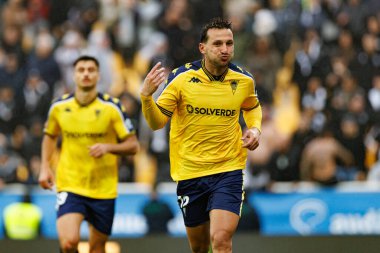 Joao Carvalho, Liga Portekiz maçında GD Estoril Praia ve Vitoria SC takımları arasında attığı gol sonrasında Estadio Antonio Coimbra da Mota 'da (Maciej Rogowski)