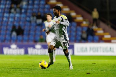 Luan Dias Farias, Liga Portekiz 2 maçında SCU Torreense ve SL Benfica B (Maciej Rogowski)