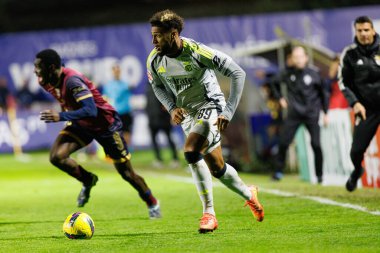 Julien Lomboto ve Gustavo Varela, Liga Portekiz 2 maçında SCU Torreense ve SL Benfica B (Maciej Rogowski)