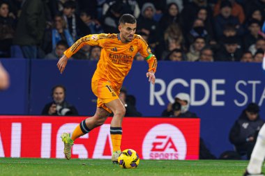 Dani Ceballos, LaLiga EASPORTS maçı sırasında RCD Espanyol de Barcelona ve Real Madrid FC takımları arasında RCDE Stadyumu 'nda (Maciej Rogowski)