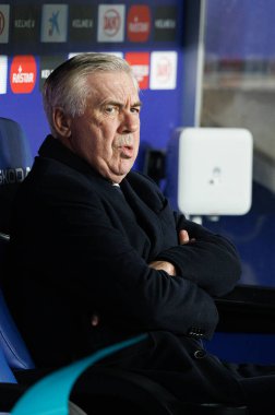 Carlo Ancelotti LaLiga EASPORTS maçı sırasında RCD Espanyol de Barcelona ve Real Madrid FC takımları arasında RCDE Stadyumu 'nda (Maciej Rogowski)