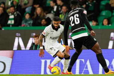 Derick Poloni ve Ousmane Diomande, Liga Portekiz maçı sırasında Estadio Jose Alvalade 'de (Maciej Rogowski)