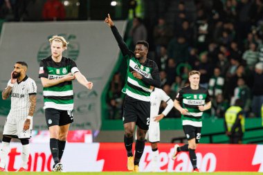 Ousmane Diomande, Estadio Jose Alvalade 'de (Maciej Rogowski) oynayan Sporting CP ve SC Farense takımları arasındaki Liga Portekiz maçında gol attıktan sonra kutlama yaparken görüldü.)