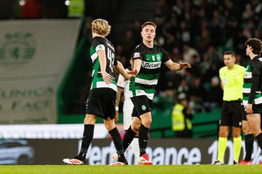 Ivan Fresneda, Estadio Jose Alvalade 'deki (Maciej Rogowski) Sporting CP ve SC Farense takımları arasında oynanan Liga Portekiz maçında gol attıktan sonra kutlama yaparken görüldü.)