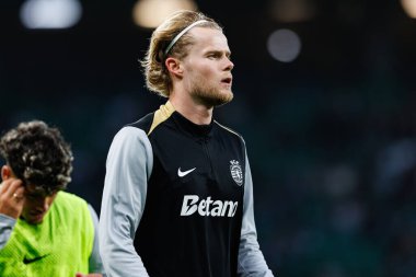 Morten Hjulmand, Liga Portekiz maçı sırasında Estadio Jose Alvalade 'deki CP ve SC Farense takımları arasında görüldü (Maciej Rogowski)