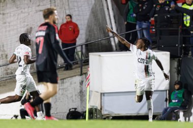 Chico Banza, Liga Portekiz maçında gol attıktan sonra Estrela Amadora ve SL Benfica takımları arasında Estadio Jose Gomes 'de (Maciej Rogowski)