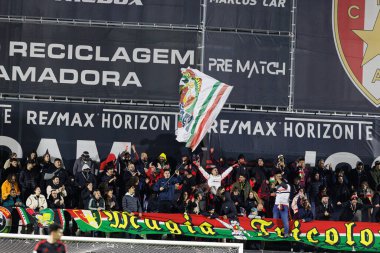 Estrela Amadora taraftarları Liga Portekiz maçı sırasında Estrela Amadora ve SL Benfica takımları arasında Estadio Jose Gomes 'de (Maciej Rogowski)