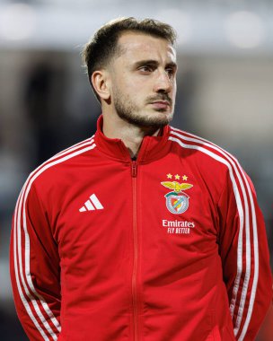 Kerem Akturkoglu, Liga Portekiz maçı sırasında Estrela Amadora ve SL Benfica takımları arasında Estadio Jose Gomes 'de (Maciej Rogowski)