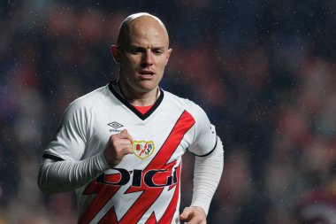 Isi Palazon, Estadio de Vallecas 'taki Rayo Vallecano ve Real Valladolid CF takımları arasında oynanan LaLiga EA SPORTS maçı sırasında görüldü (Maciej Rogowski)