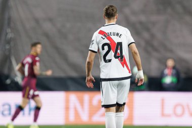 Florian Lejeune, Rayo Vallecano ve Real Valladolid CF takımları arasında LaLiga EA SPORTS maçı sırasında Estadio de Vallecas 'ta görüldü (Maciej Rogowski)