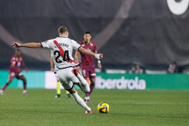 Florian Lejeune, Rayo Vallecano ve Real Valladolid CF takımları arasında LaLiga EA SPORTS maçı sırasında Estadio de Vallecas 'ta görüldü (Maciej Rogowski)
