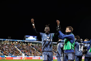 Pathe Ismael Ciss, Estadio Municipal de Butarque 'da (Maciej Rogowski) CD Leganes ve Rayo Vallecano takımları arasındaki LaLiga EA SPORTS maçında gol attıktan sonra kutlama yaparken görüldü.)