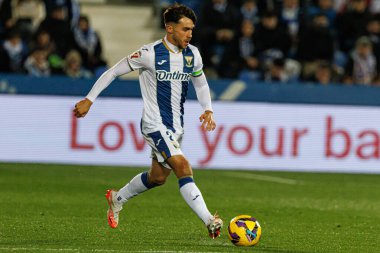 Adria Altimira, LaLiga EA SPORTS maçı sırasında Estadio Municipal de Butarque 'da CD Leganes ve Rayo Vallecano takımları arasında görüldü (Maciej Rogowski)