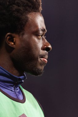 Abdul Mumin Süleyman, LaLiga EA SPORTS maçı sırasında Estadio Municipal de Butarque 'da CD Leganes ve Rayo Vallecano takımları arasında görüldü (Maciej Rogowski)