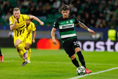 Maximiliano Araujo UEFA Şampiyonlar Ligi maçında Sporting CP ve Borussia Dortmund (Maciej Rogowski)