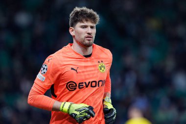 Gregor Kobel UEFA Şampiyonlar Ligi maçında Sporting CP ve Borussia Dortmund (Maciej Rogowski)