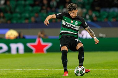 Maximiliano Araujo UEFA Şampiyonlar Ligi maçında Sporting CP ve Borussia Dortmund (Maciej Rogowski)