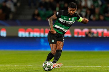 Matheus Reis UEFA Şampiyonlar Ligi maçında Sporting CP ve Borussia Dortmund (Maciej Rogowski) takımları arasında görüldü.)