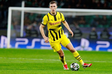 Nico Schlotterbeck UEFA Şampiyonlar Ligi maçında Sporting CP ve Borussia Dortmund (Maciej Rogowski) takımları arasında görüldü.)
