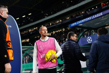 Waldemar Anton, UEFA Şampiyonlar Ligi maçında Sporting CP ve Borussia Dortmund (Maciej Rogowski) takımları arasında görüldü.)