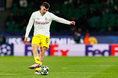 Pascal Gross, Sporting CP ve Borussia Dortmund (Maciej Rogowski) takımları arasında oynanan UEFA Şampiyonlar Ligi maçında görüldü.)