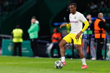Jamie Gittens UEFA Şampiyonlar Ligi maçında Sporting CP ve Borussia Dortmund (Maciej Rogowski) takımları arasında görüldü)