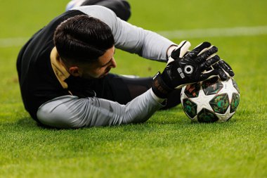 Rui Silva UEFA Şampiyonlar Ligi maçında Sporting CP ve Borussia Dortmund (Maciej Rogowski) takımları arasında görüldü.)