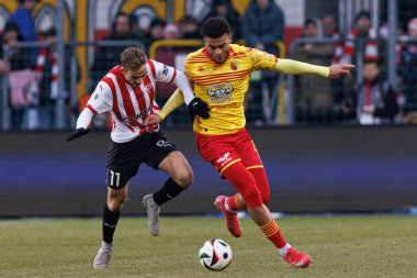 Mikkel Maigaard ve Lamine Diaby-Fadiga, PKO BP Ekstraklasa maçında Krakovia ve Jagiellonia Bialystok takımları arasında Stadion Cracovii im 'de görüldü. Jozefa Pilsudskiego (Maciej Rogowski)