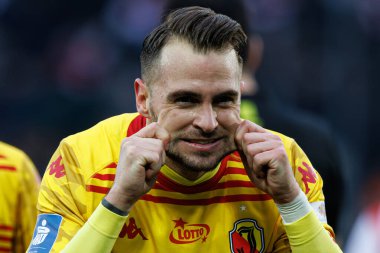 İsa İmaz, PKO BP Ekstraklasa maçında Stadion Cracovii im 'deki KS Krakovia ve Jagiellonia Bialystok takımları arasında attığı golü kutlarken görüldü. Jozefa Pilsudskiego (Maciej Rogowski)