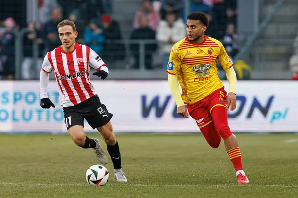 Mikkel Maigaard ve Lamine Diaby-Fadiga, PKO BP Ekstraklasa maçında Krakovia ve Jagiellonia Bialystok takımları arasında Stadion Cracovii im 'de görüldü. Jozefa Pilsudskiego (Maciej Rogowski)