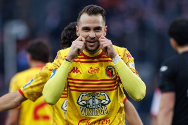 İsa İmaz, PKO BP Ekstraklasa maçında Stadion Cracovii im 'deki KS Krakovia ve Jagiellonia Bialystok takımları arasında attığı golü kutlarken görüldü. Jozefa Pilsudskiego (Maciej Rogowski)