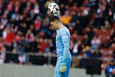 Sebastian Madejski PKO BP Ekstraklasa maçında Krakovia ve Jagiellonia Bialystok takımları arasında Stadion Cracovii im 'de görüldü. Jozefa Pilsudskiego (Maciej Rogowski)