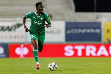 Zie Ouattara, PKO BP Ekstraklasa maçında Radomiak Radom ve Legia Warszawa takımları arasında Stadion Miejski im 'de görüldü. Braci Czachorow (Maciej Rogowski)