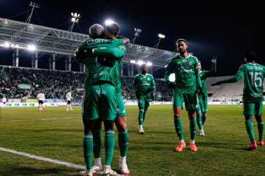 Capita Osvaldo Pedro Capemba ve Bruno Jordao, Stadion Miejski im 'de Radomiak Radom ve Legia Warszawa takımları arasında oynanan PKO BP Ekstraklasa maçında gol üstüne gol atarken görüldüler. Braci Czachorow (Maciej Rogowski)