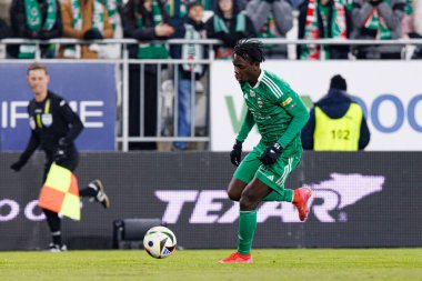 Abdoul Tapsoba, PKO BP Ekstraklasa maçında Radomiak Radom ve Legia Warszawa takımları arasında Stadion Miejski im 'de görüldü. Braci Czachorow (Maciej Rogowski)