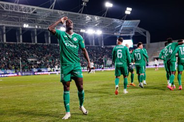 Capita Osvaldo Pedro Capemba, Stadyum 'daki Radomiak Radom ve Legia Warszawa takımları arasında oynanan PKO BP Ekstraklasa maçında gol attıktan sonra kutlama yaparken görüldü. Braci Czachorow (Maciej Rogowski)