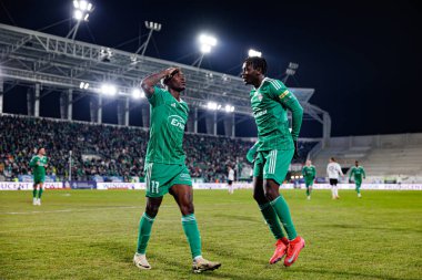 Capita Osvaldo Pedro Capemba ve Abdoul Tapsoba, Stadyum Miejski im 'de Radomiak Radom ve Legia Warszawa takımları arasında oynanan PKO BP Ekstraklasa maçında gol attıktan sonra kutlama yaparken görüldü. Braci Czachorow (Maciej Rogowski)