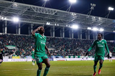 Capita Osvaldo Pedro Capemba, Stadyum 'daki Radomiak Radom ve Legia Warszawa takımları arasında oynanan PKO BP Ekstraklasa maçında gol attıktan sonra kutlama yaparken görüldü. Braci Czachorow (Maciej Rogowski)