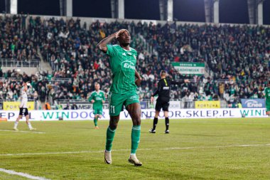 Capita Osvaldo Pedro Capemba, Stadyum 'daki Radomiak Radom ve Legia Warszawa takımları arasında oynanan PKO BP Ekstraklasa maçında gol attıktan sonra kutlama yaparken görüldü. Braci Czachorow (Maciej Rogowski)