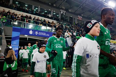 Abdoul Tapsoba, PKO BP Ekstraklasa maçında Radomiak Radom ve Legia Warszawa takımları arasında Stadion Miejski im 'de görüldü. Braci Czachorow (Maciej Rogowski)