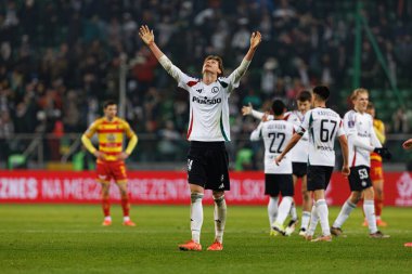 Jan Ziolkowski, Puchar Polski maçında Stadion Miejski Legii Warszawa 'da Legia Warszawa ve Jagiellonia Bialystok takımları arasında görüldü. Jozefa Pilsudskiego (Maciej Rogowski)