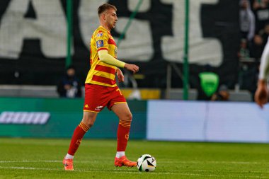 Mateusz Skrzypczak, Puchar Polski maçı sırasında Stadion Miejski Legii Warszawa 'daki Legia Warszawa ve Jagiellonia Bialystok takımları arasında görüldü. Jozefa Pilsudskiego (Maciej Rogowski)