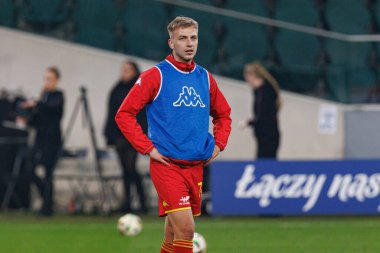 Mateusz Skrzypczak, Puchar Polski maçı sırasında Stadion Miejski Legii Warszawa 'daki Legia Warszawa ve Jagiellonia Bialystok takımları arasında görüldü. Jozefa Pilsudskiego (Maciej Rogowski)