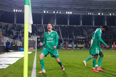 Renat Dadashov, Stadyum 'daki Radomiak Radom ve Widzew Lodz takımları arasında oynanan PKO BP Ekstraklasa maçında gol attıktan sonra kutlama yaparken görüldü. Braci Czachorow (Maciej Rogowski)