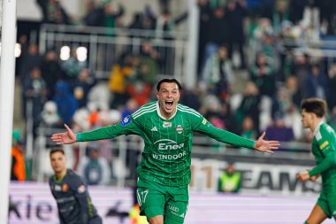 Renat Dadashov, Stadyum 'daki Radomiak Radom ve Widzew Lodz takımları arasında oynanan PKO BP Ekstraklasa maçında gol attıktan sonra kutlama yaparken görüldü. Braci Czachorow (Maciej Rogowski)