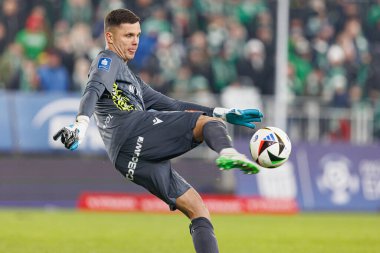 Rafal Gikiewicz, PKO BP Ekstraklasa maçında Radomiak Radom ve Widzew Lodz takımları arasında Stadion Miejski im 'de görüldü. Braci Czachorow (Maciej Rogowski)